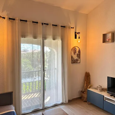 Duplex 4pers Climatise - Locations Vld Camargue Apartment *